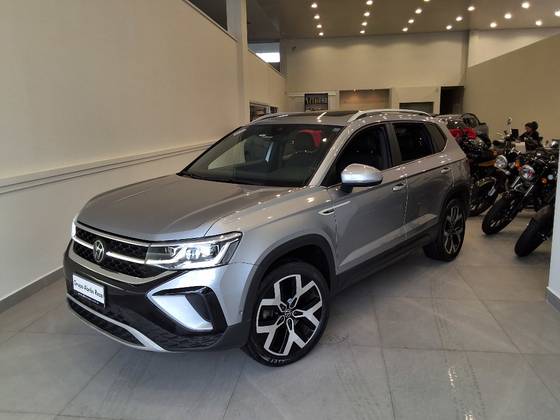 VOLKSWAGEN TAOS 1.4 250 TSI TOTAL FLEX HIGHLINE AUTOMÁTICO
